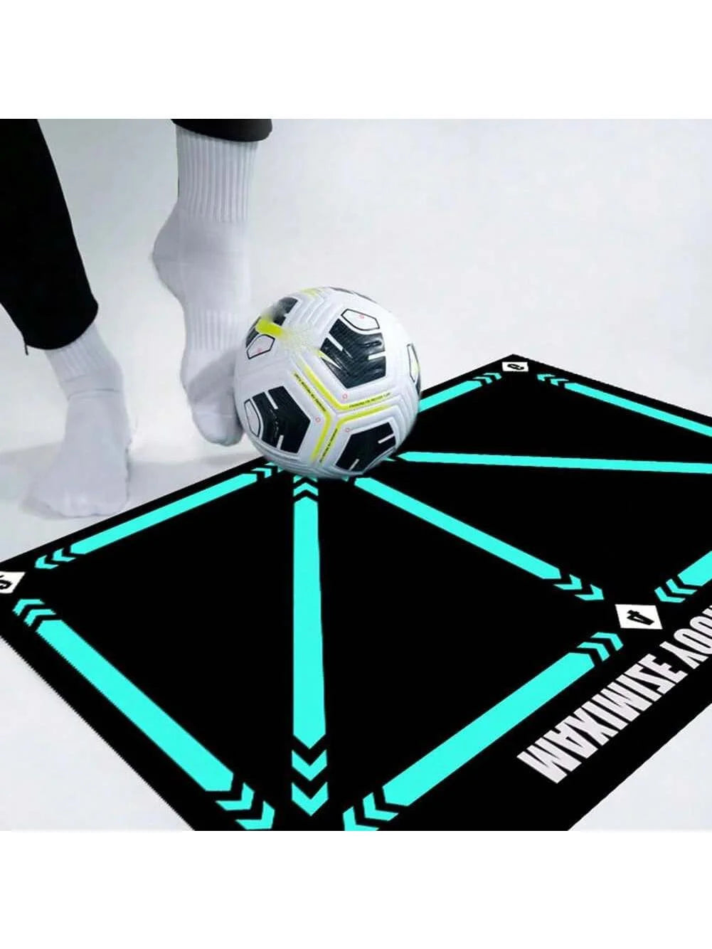 Soccer Ball Control Training Mat – Digital Guidance & Rubber Base
