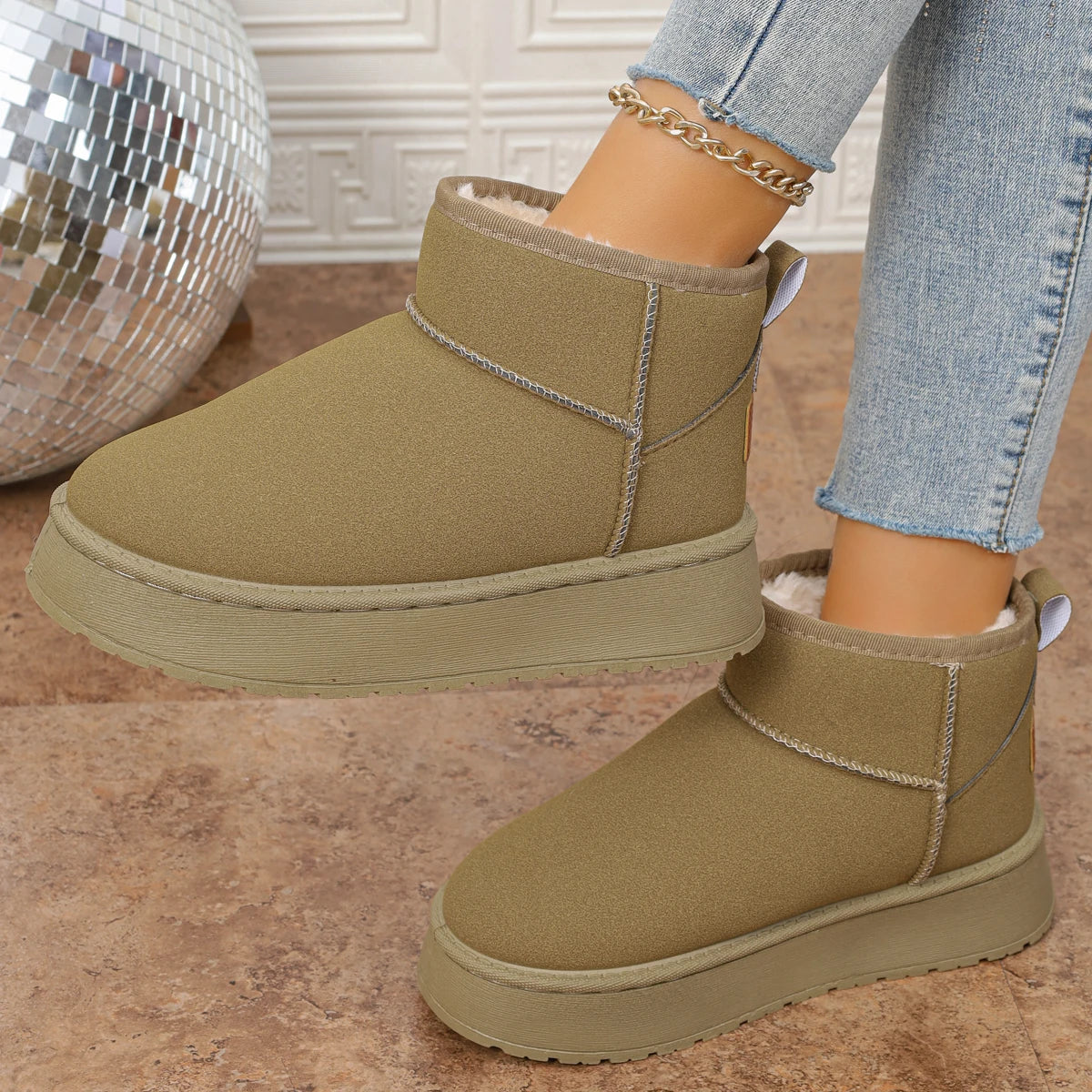 Winter Women Ankle Boots Thick Plush Platform Snow Boots Women Keep Warm Fur Cotton Shoes for Woman Faux Suede Slip-On Shoes Zpaxo