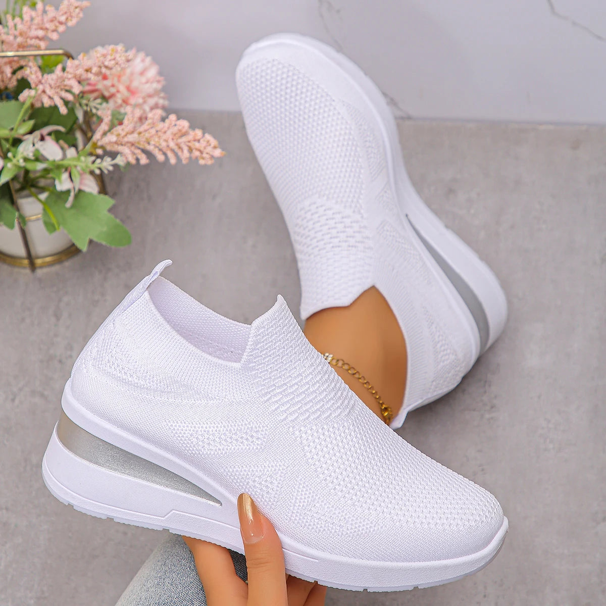 Women Sneakers 2025 New Outdoor Running Shoes Breathable Mesh Women Casual Shoes Comfortable Low Heel Wedge Sneakers Women Zpaxo WHITE 37