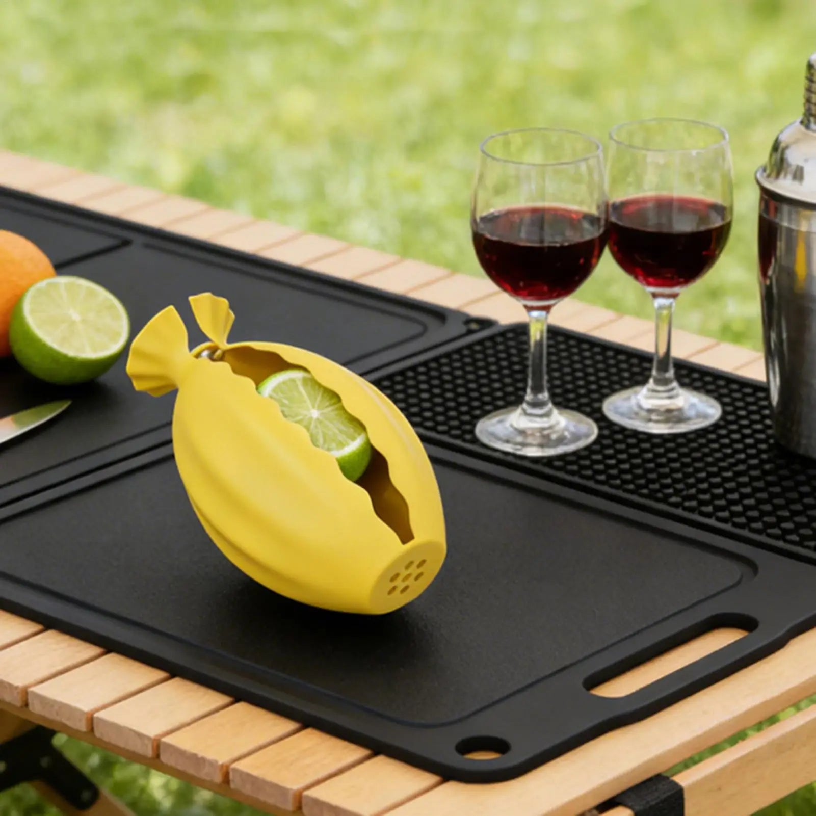 Lemon Squeezer Manual Handheld Silicone Anti-splash Seedless Juicer