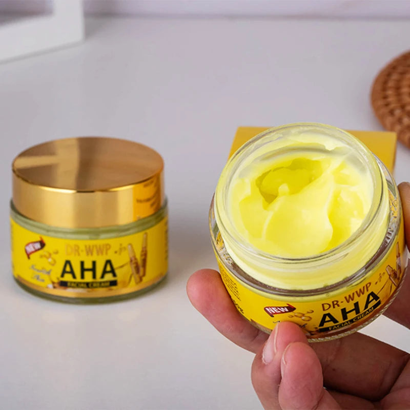 Revitalizing Facial Care Cream Lasting Moisturizing Face Cream Contain Aha Fruit Acids, Turmeric Hydration Firming Face Cream Zpaxo
