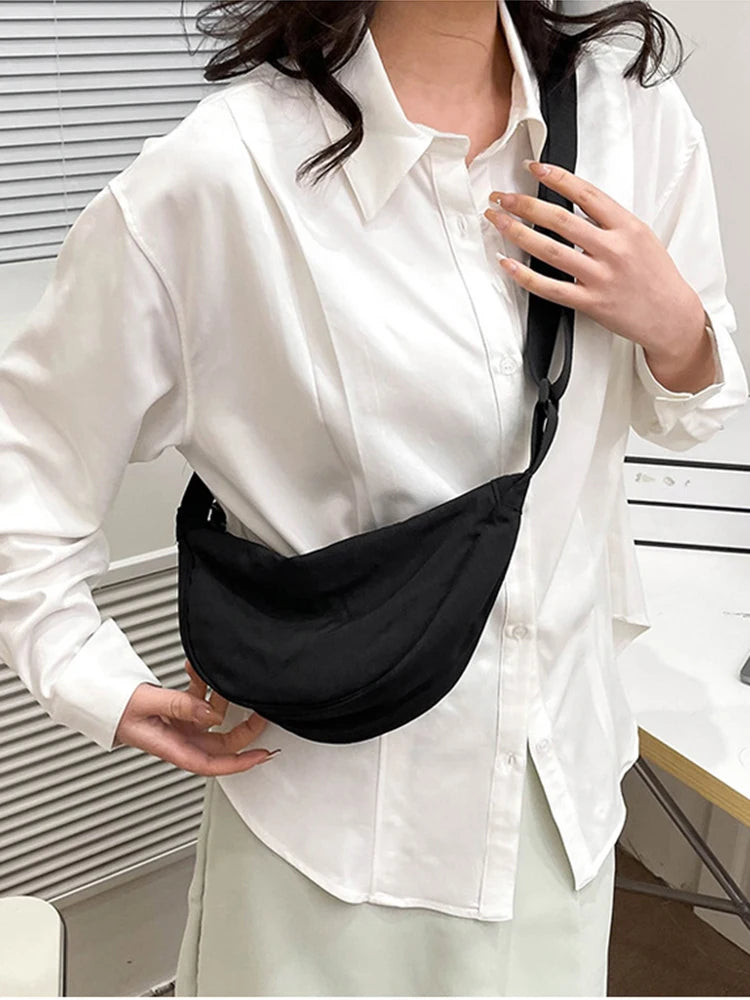 Simple Body Bag Solid Nylon Bags Women Men Unisex Shoulderbag Black Canvas Bag Large Capacity Underarm Stroage Bag with Zipper Zpaxo