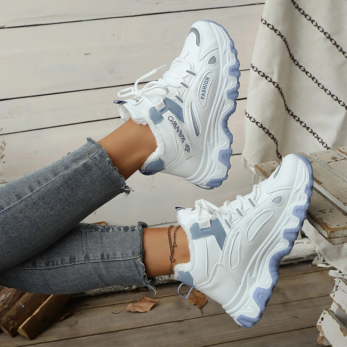 Women Snow Boots Tennis Winter Platform Lace Up Vulcanized Shoes New Chunky Breathable Mesh Casual fashion Women Boots Zpaxo