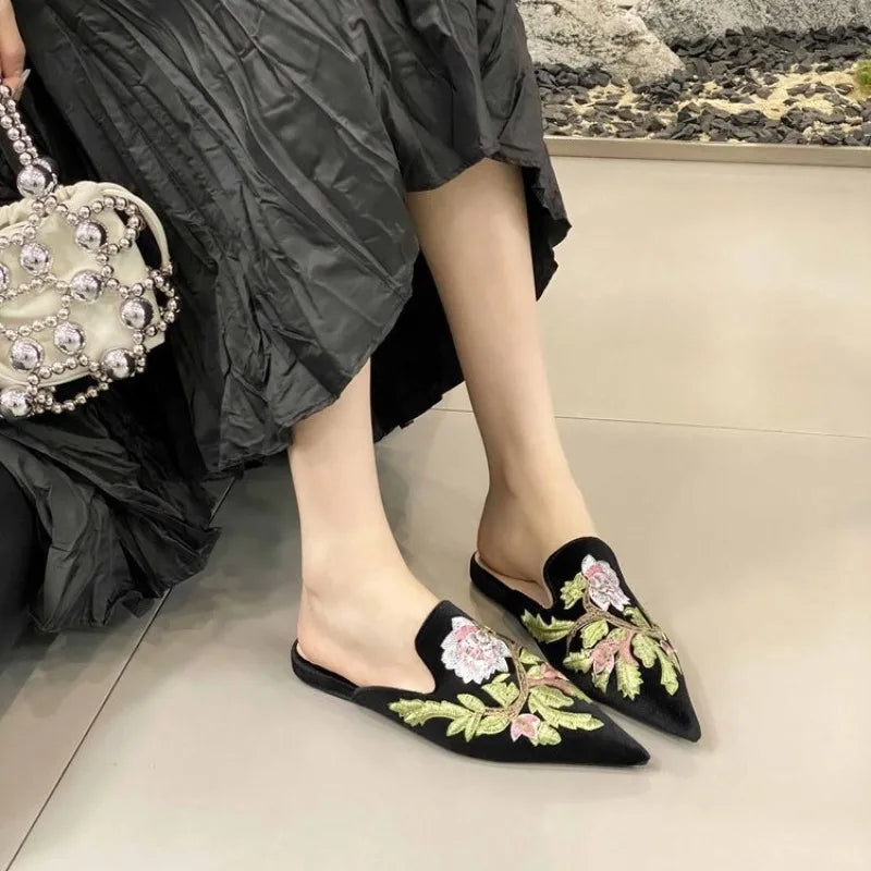 2025 Summer Vintage Baotou Slippers Women's Outer Wear Flat