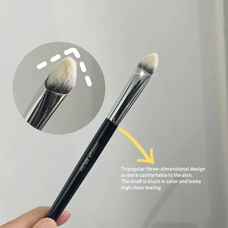 Concealer Makeup Brush Triangle Beveled Precision Soft Smudge Brushes