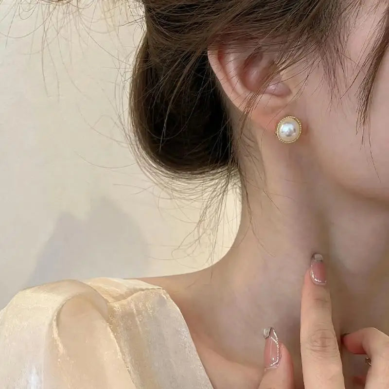 Vintage Gold Geometric Faux Pearl Stud Earrings – 2Pcs Bridal