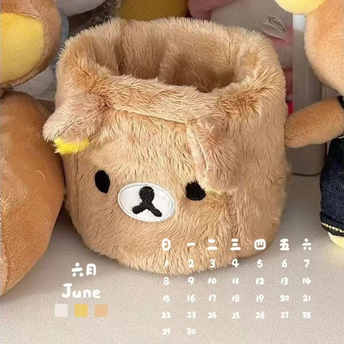 Kawaii Plush Pencil Holder – Cute Desk Organizer & Pen Container Pencil Holder Organizer Zpaxo