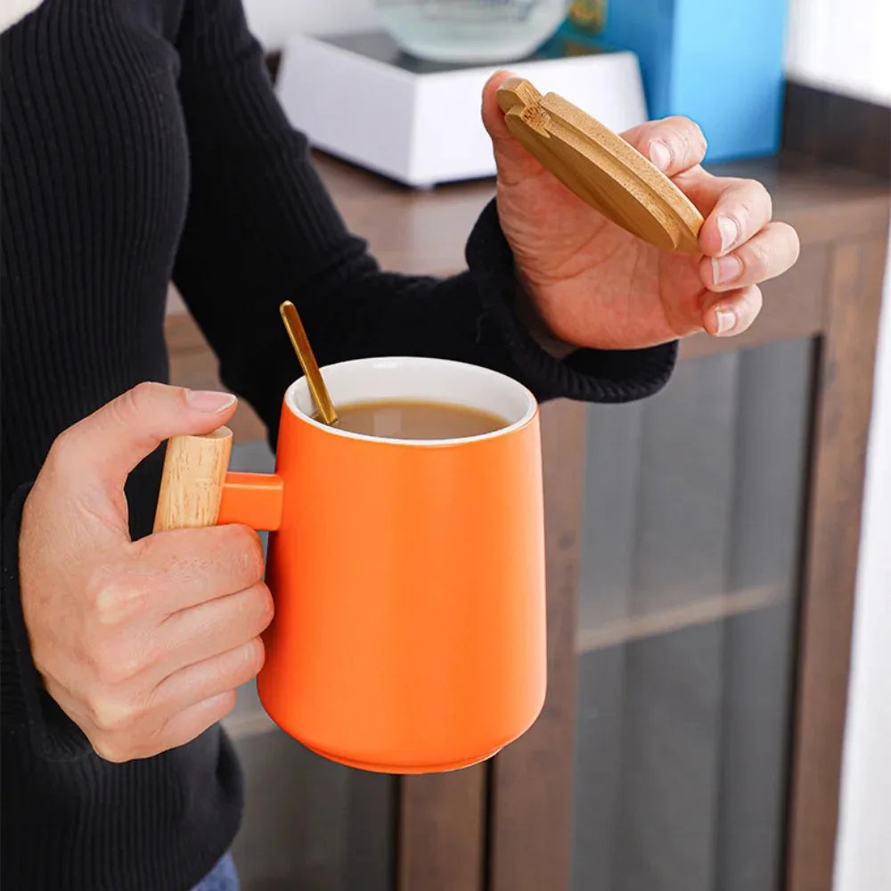 Hot Vintage Hot Selling Wooden Handle Ceramic Cup, Creative Mug, Cultural and Creative Coffee Cup with Lid Spoon Zpaxo