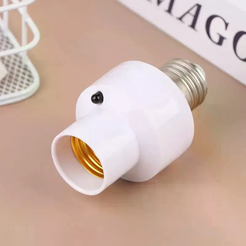 110V 220V E27 60W Wireless Remote Control Smart Timer Switch Lamp Zpaxo