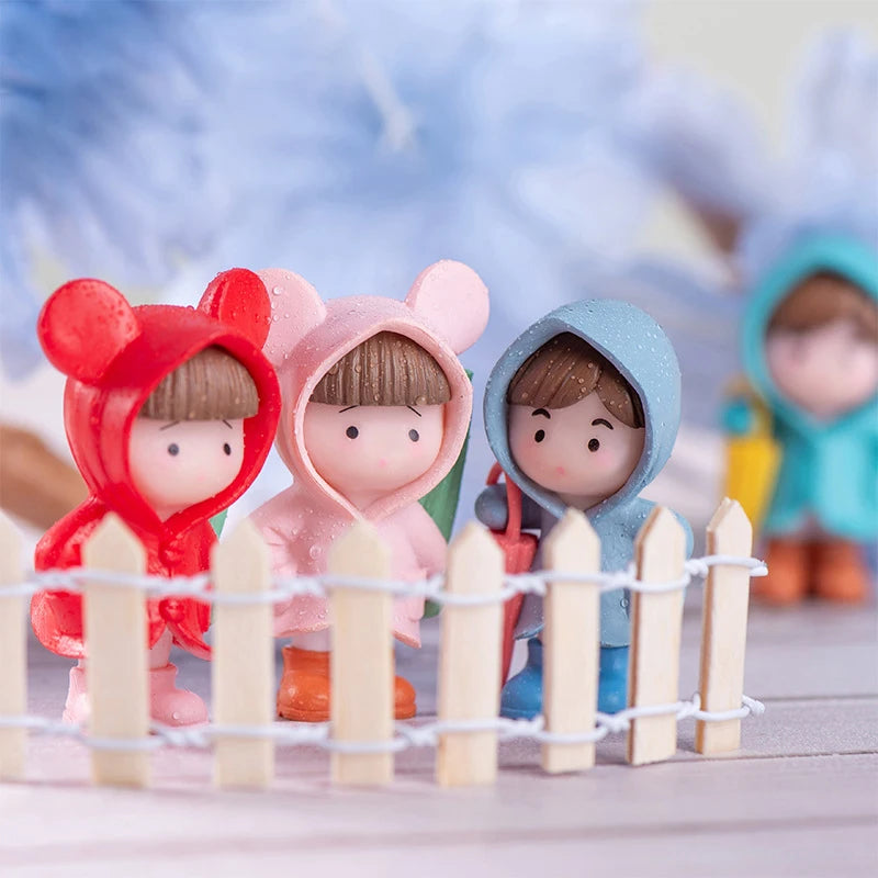 1＆4PC Umbrella Raincoat Girl Boy Figure Decor Pvc Craft Figurine Decor Miniature Fairy Garden Ornament Pendant DIY Accessory Zpaxo