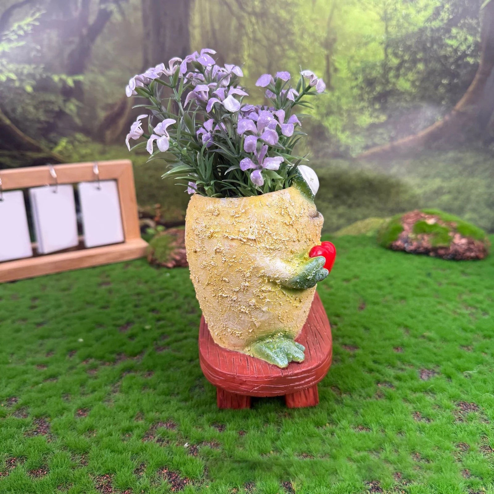 Funny Resin Frog Planter Cute Expression Multi-purpose Flower Statue