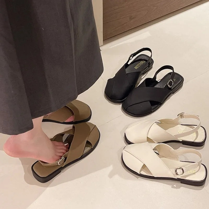 Women's Round Closed Toe Solid Vintage Comfortable Sandals Summer Zpaxo