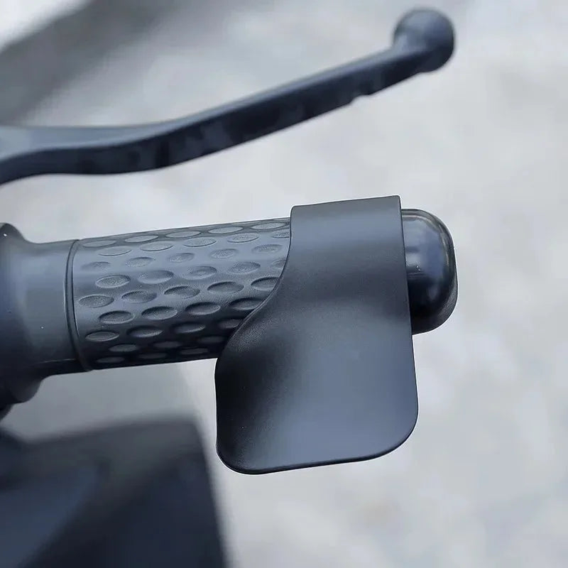 Motorcycle Throttle Assist Grip Clip – Non-Slip Handlebar Bracket