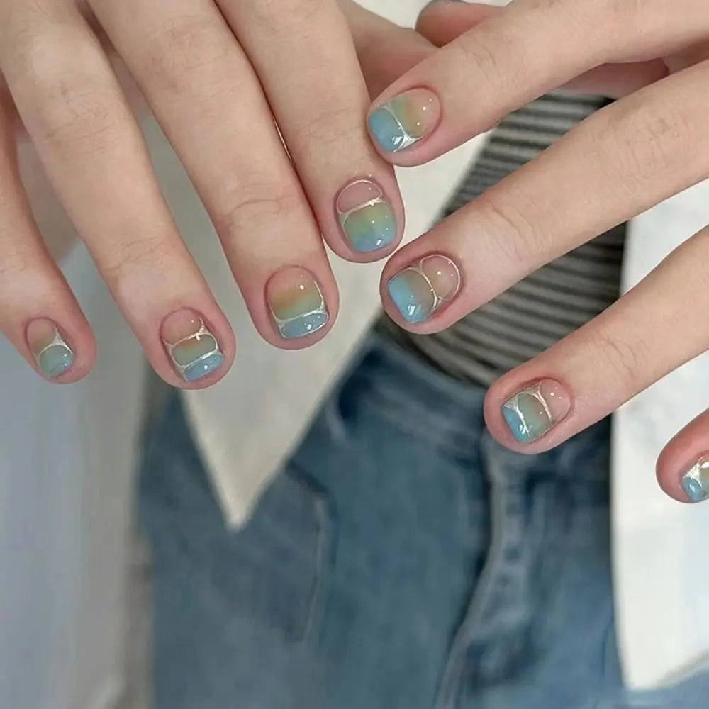Short Round False Nails French Blue Sparkling Pearl White Wavy Love Zpaxo