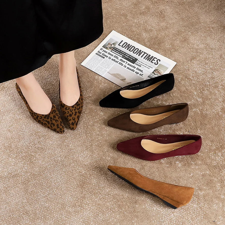 Flat Shoes for Women Spring and Autumn 2025 New Pointed Toe Sloping Heel Suede Shallow Low Heel Leopard Print Women's Shoes Zpaxo