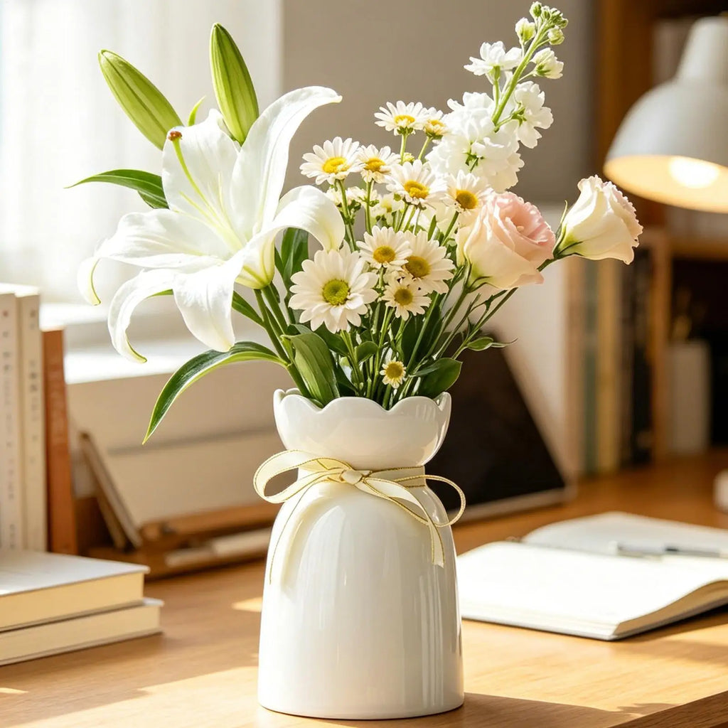 White Vases Centerpieces Ceramic Cute Elegant Aesthetic Decor Bouquet