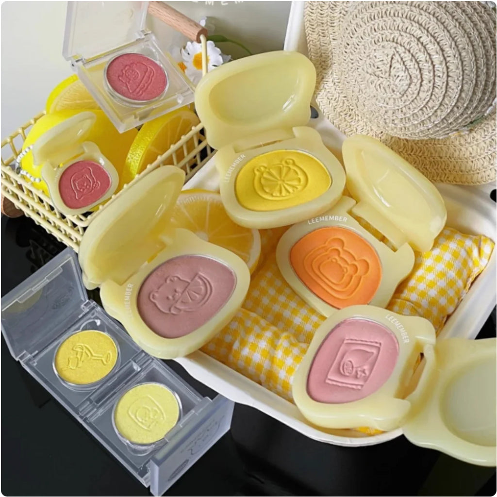 LEEMEMBER Summer Edition Lemon Yellow Eye Shadow Blush Monochrome Zpaxo