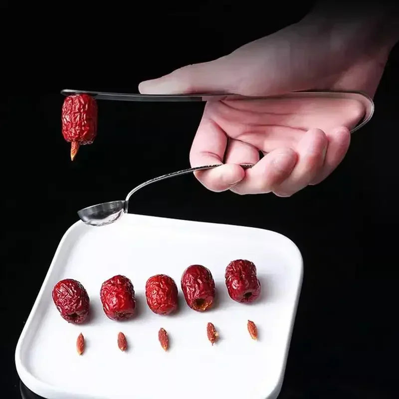 Portable Jujube Core Remover Stainless Steel Cherry Pit Corer Fruit Remover Tool Olive Red Dates Pitting Device for Red Dates Zpaxo