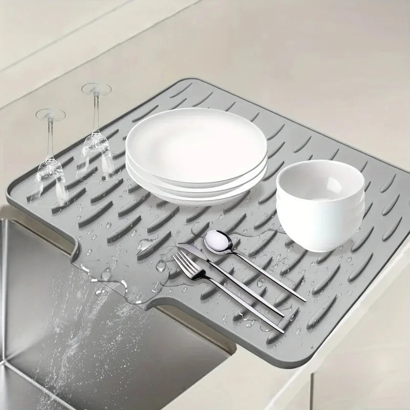 Non-slip Silicone Kitchen Drain Mat Built-in Drainage Design