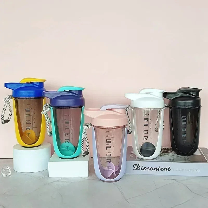 Hot Sale 590ML Protein Powder Milk Shake Cup Sports Shake Cup Office Girl Portable Handheld Water Cup with Lifting Rope Zpaxo