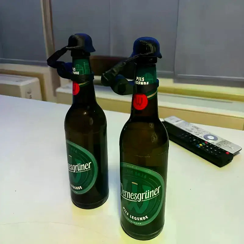 Helmet Craft Beer Bottle Caps Soldier Salute Few Repeats No Dents Zpaxo