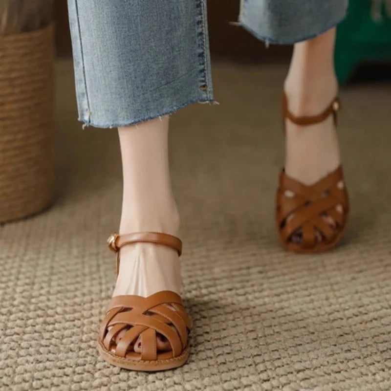 2025 Fashion All-match Slippers Red Flower One-word Beach Shoes Casual Single-layer Shoes Women's Flat New Slippers Zpaxo brown 37