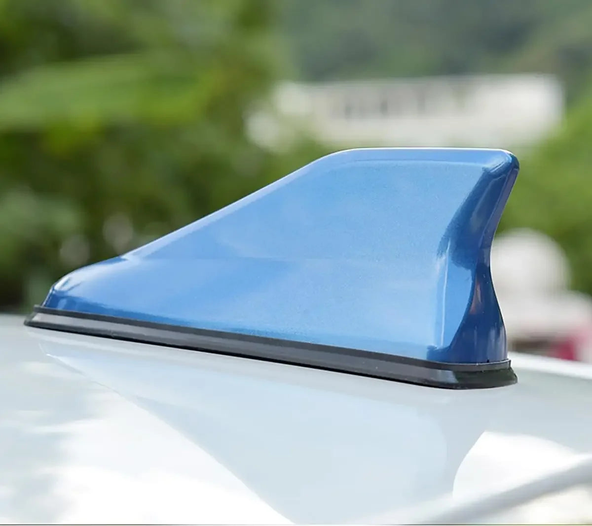 Shark Fin Antenna Cover – Carbon Fiber Look, Universal Fit