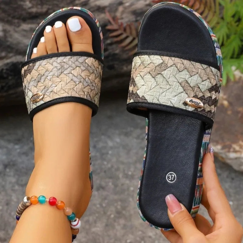 Women Platform Slippers 2025 New Summer Women Shoes Designer Flat Sandals Outdoor Floral Slippers Ladies Beach Slides Women Zpaxo