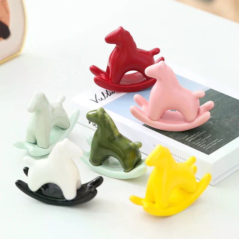 Ceramic Pony Ornament Rocking Horse Tea Ceremony Collectible Tea Table/Office Desk Cute For The Year Of The Horse Zpaxo