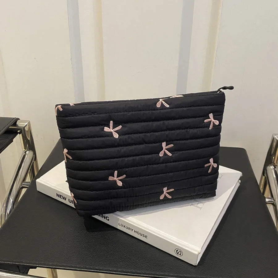 Cute Makeup Bag with Zipper Large Capacity Cosmetic Bag Embroidery Bow Wash Storage Bag Zpaxo black