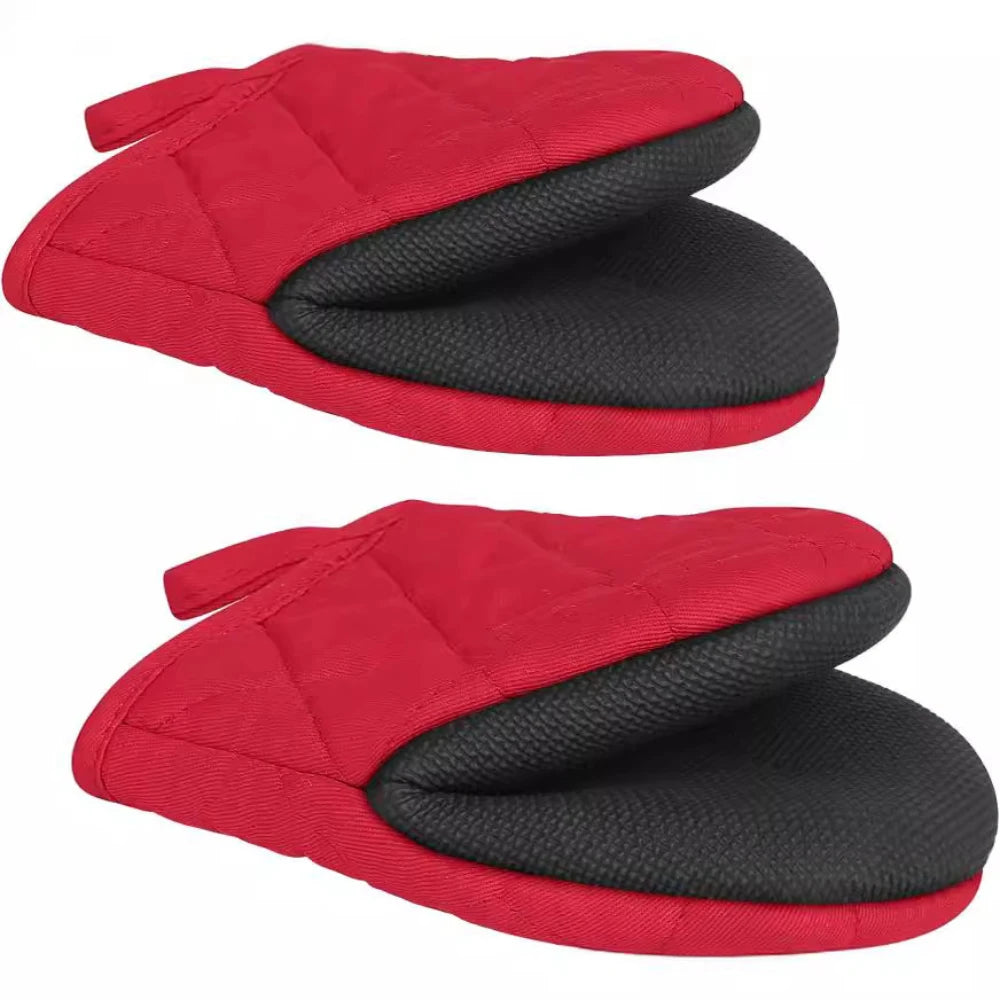 1 Pair Kitchen Oven Gloves High Heat Resistant Short Oven Mitts with Non-Slip Grip Surfaces and Hanging for BBQ Baking Cooking Zpaxo Red