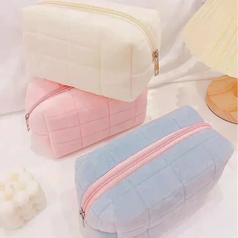 Large Fur Cosmetic Bag – Travel Makeup & Toiletry Organizer Cosmetic Organizer Bag Zpaxo