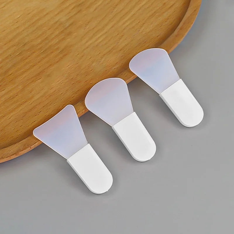 3Pcs Silicone Facial Mask Brush Professional Mud Cream Brushes Facial SkinCare Tools Mud Film Applicator DIY Tool Beauty Salon Zpaxo Whtie 3pcs