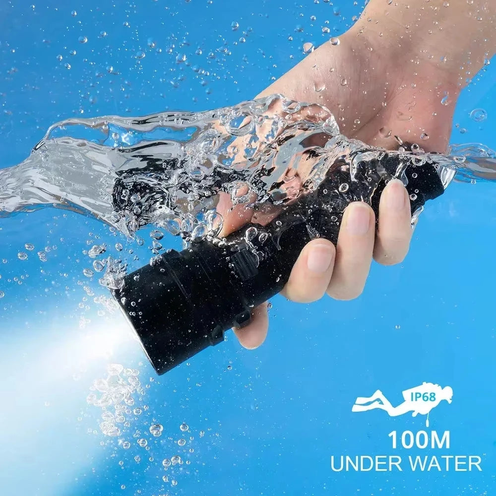 IP68 Diving Flashlight 2000 Lumens | 18650 Battery Waterproof