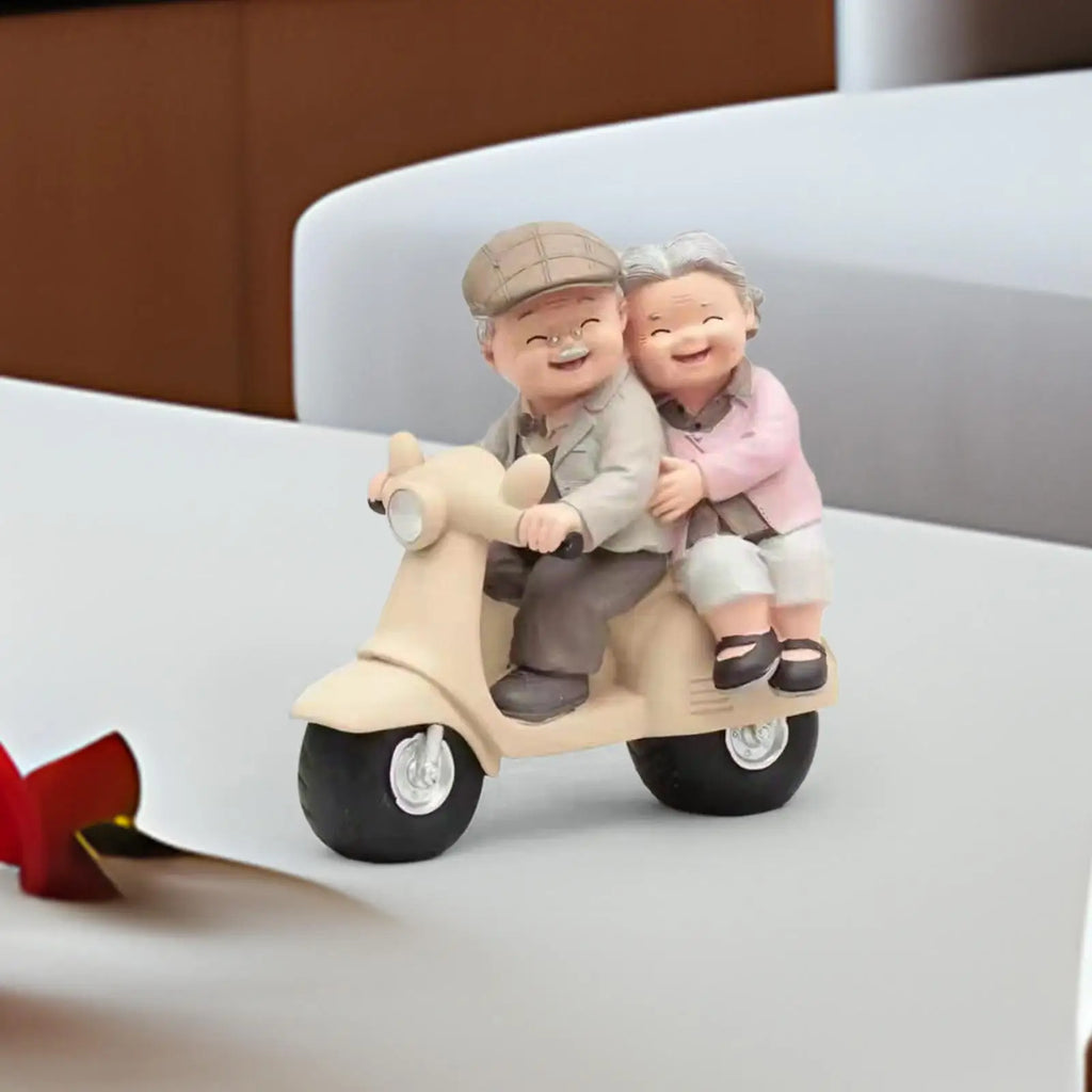 Old Couple Figurine – Resin Elderly Couple Statue Home Decor Resin Couple Figurine Zpaxo Default Title