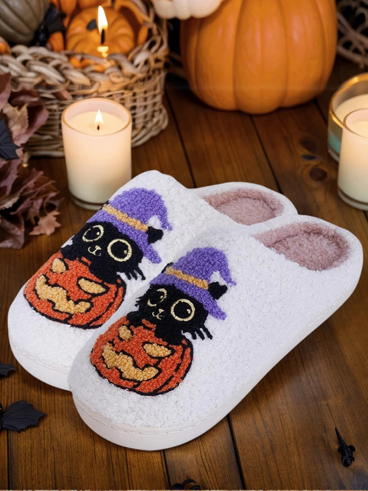 Black Cat Pumpkin Warm Slip-on House Shoes Comfortable Thermal Couple Slippers Non-Slip Fuzzy Closed Toe Slippers for Winter Zpaxo