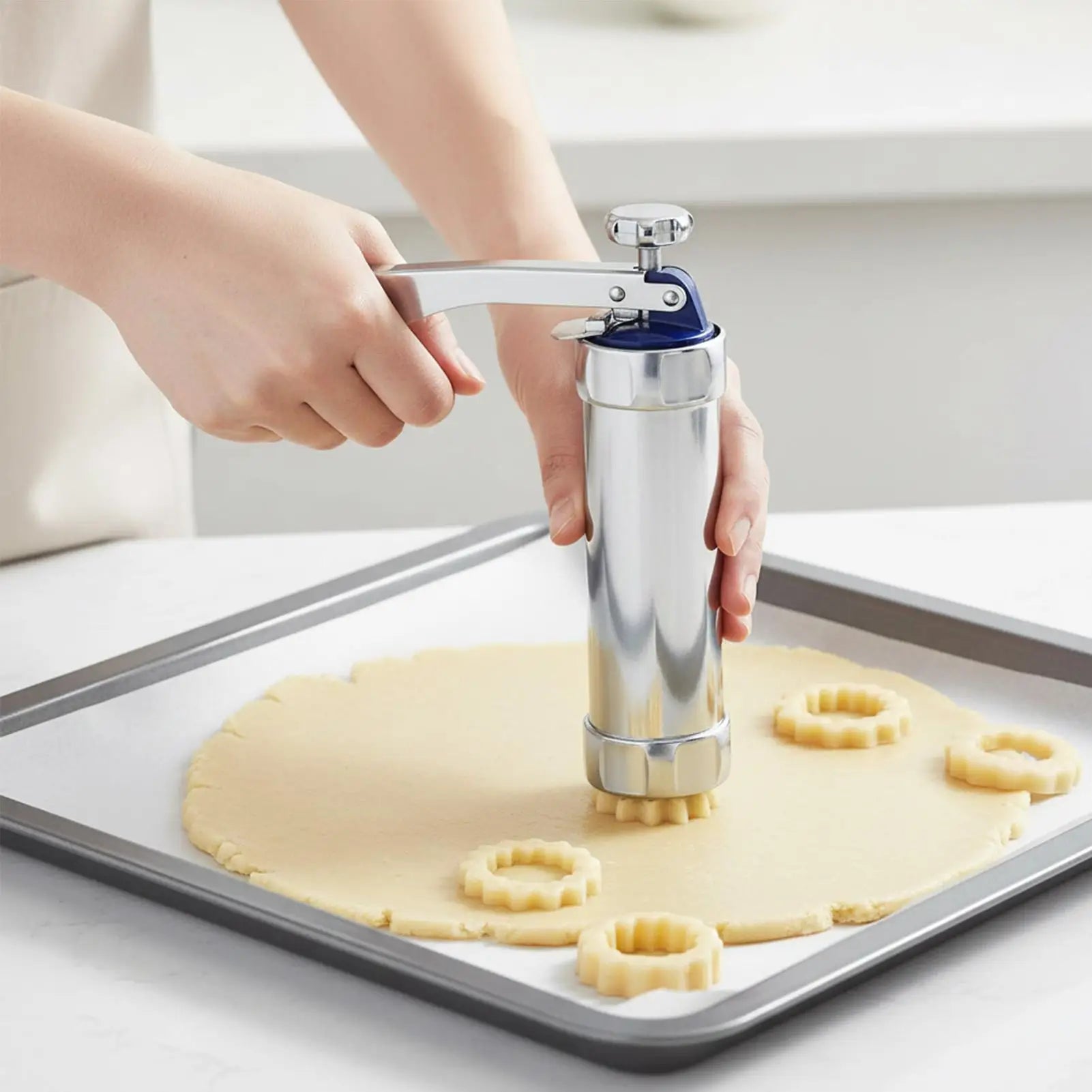 Cookie Press Stainless Steel Biscuits Baking Supplies Cookie Baking Gadgets for Christmas Holiday Parties Home Dormitory Zpaxo
