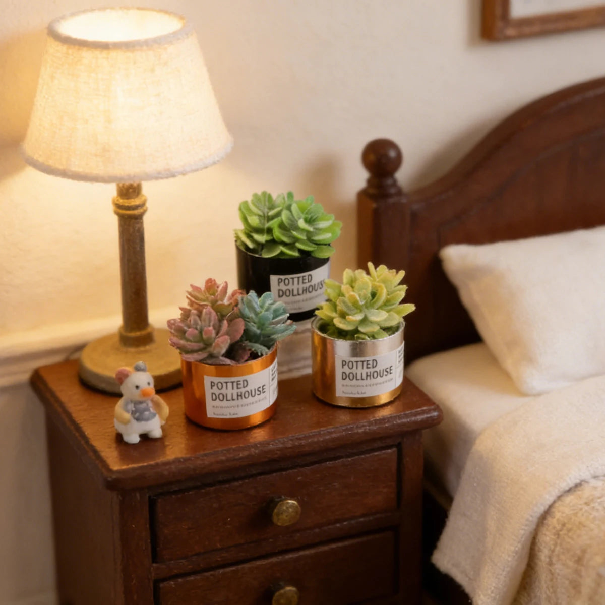 Mini Plastic Succulent Pots – Fairy Garden & Dollhouse Decor
