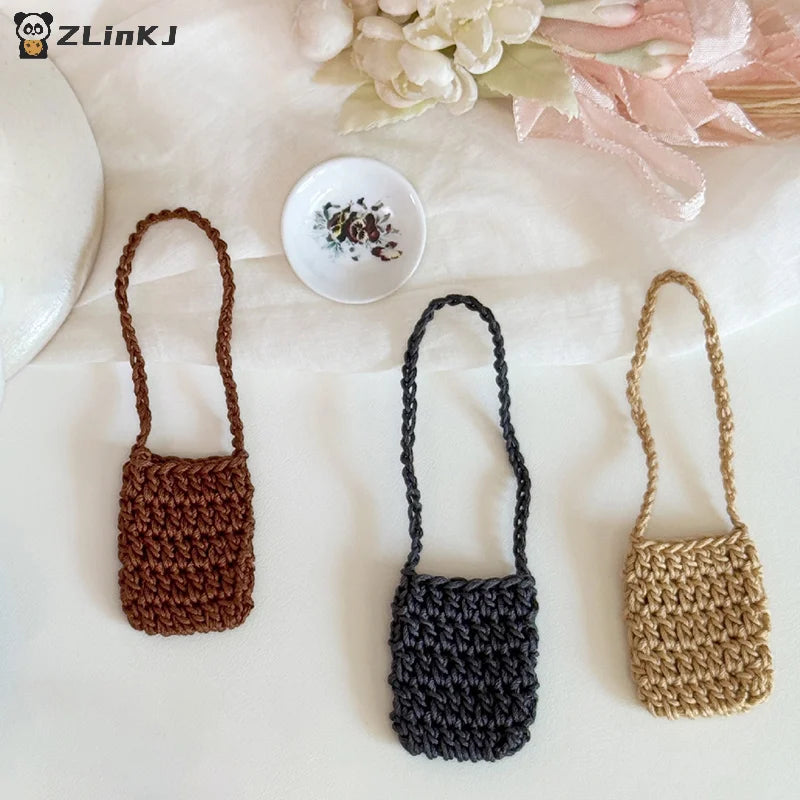 ▶1PCS Hand-crocheted Flower Bag For 15/17cm Doll Dollhouse Kids Toys Doll Satchel Baby Clothes Cute Doll Accessories Zpaxo