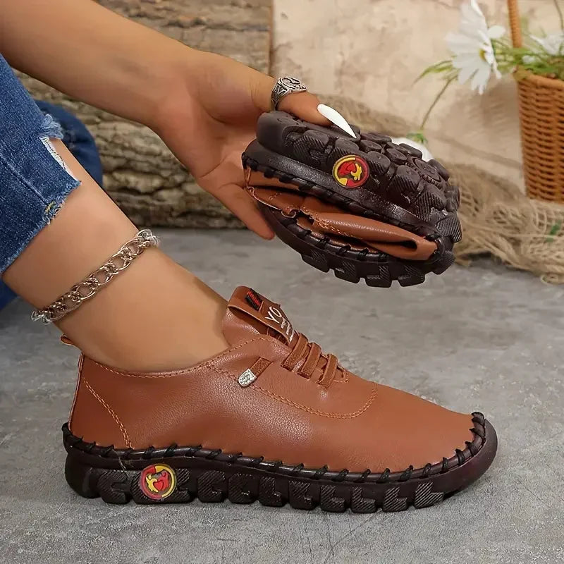New Women Sneakers Comfortable Soft Leather Loafers Shoes for Women Hand Sewing Thread Mom Shoes Fashion Outdoor Sneakers Women Zpaxo