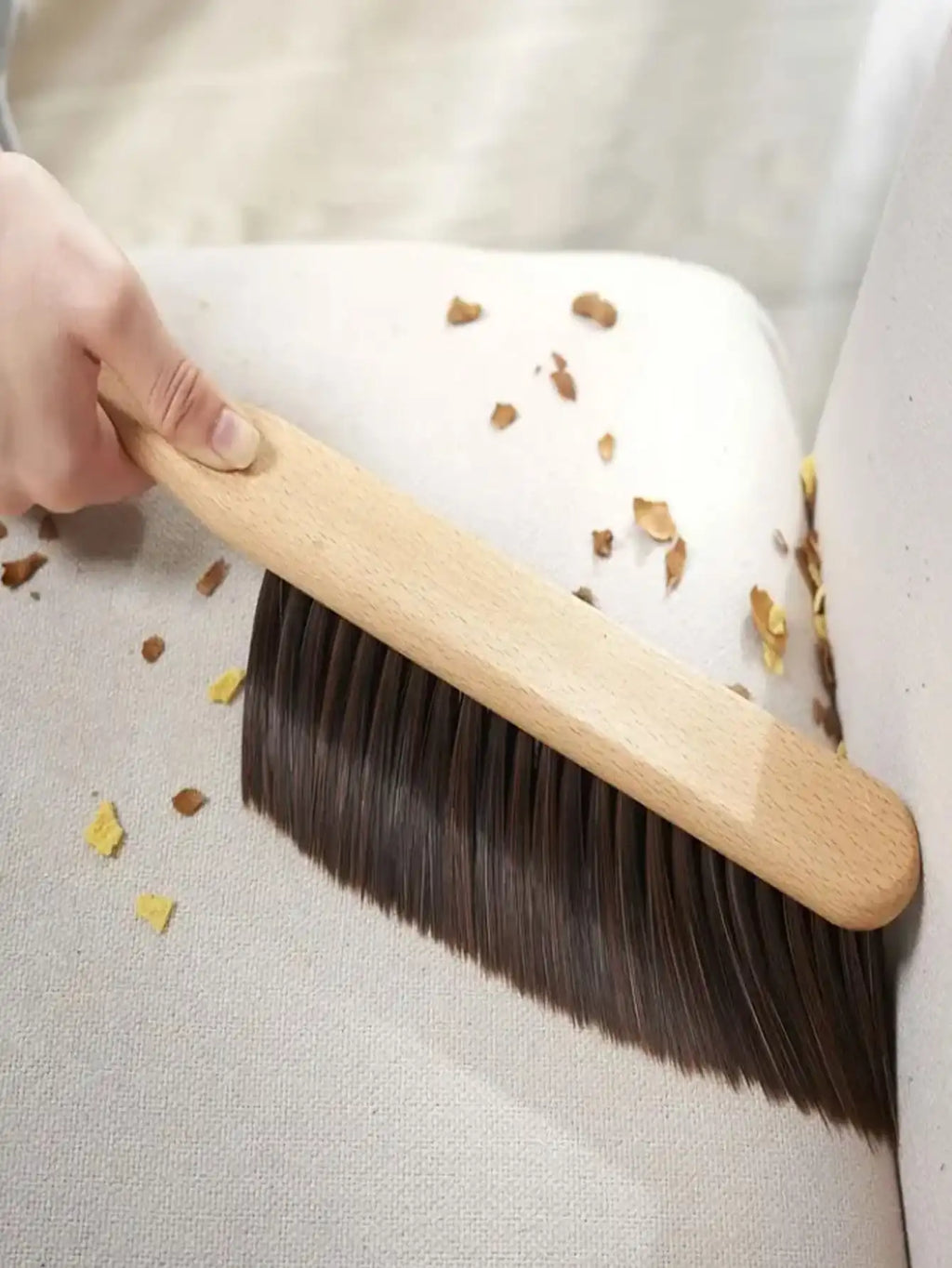 1pc Hand Broom Counter Duster With Long Wooden Handle For Home Cleaning Furniture Zpaxo