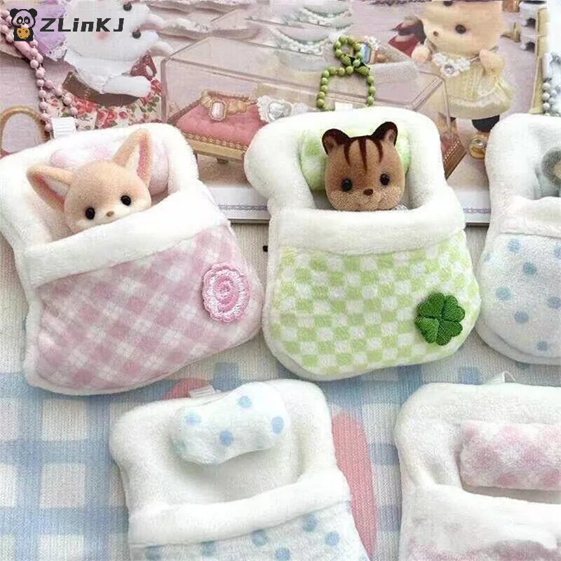 ▶1PCS Cute Plush Anime Animal Doll Four-Leaf Clover Quilt Mini Doll Sleeping Bag Doll Small Quilt Zpaxo
