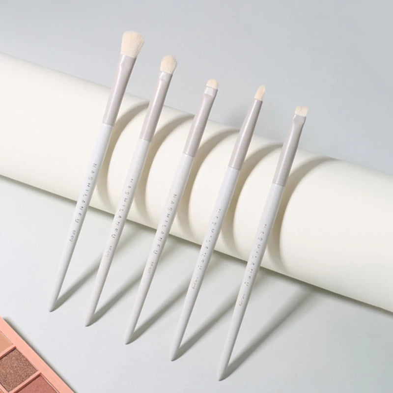 Detail Eye Makeup Brush Flat Eyes Brushes Professional Angled Eyebrow Eyeliner Contour Brush Concealer Eyeshadow Cosmetics Tools Zpaxo