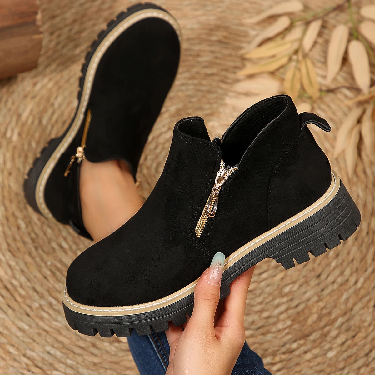 Women Boots Plus Size Platform Shoes Women Simple and Stylish Boots Thick Sole Ankle Boots Fashion Comfortable Shoes for Women Zpaxo black 43
