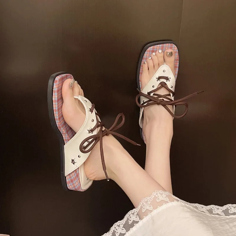 Women's Square Clip-toe Vintage Comfortable Lace Wedge Heel Slippers Zpaxo