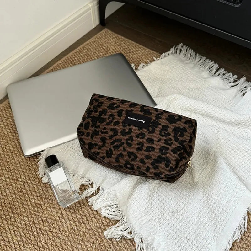 Unique Leopard Print Makeup Bag Large-capacity Cosmetic Organizer