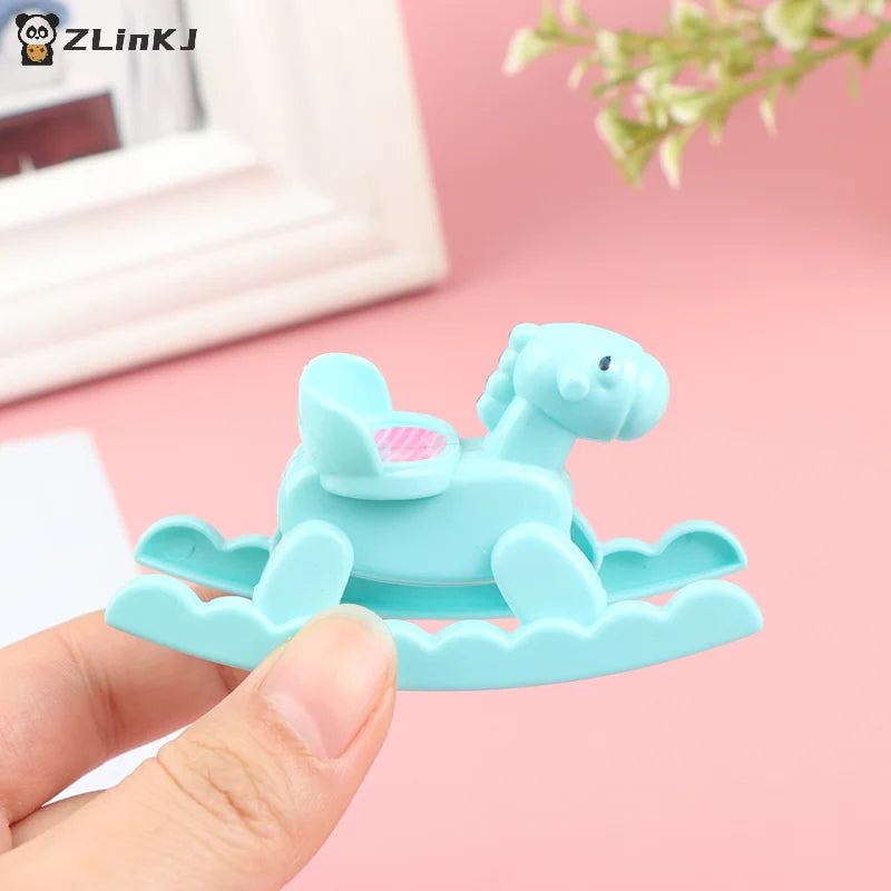 ▶1:6 Mini Small Plastic Rocking Horse Model Balance Horse Doll House Decoration Pretend Play House Toy Gift For Child Kid Girl Zpaxo