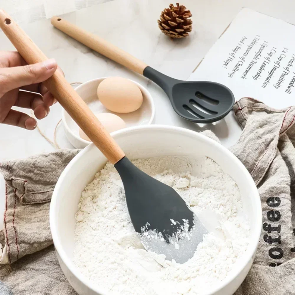 12PCS Silicone Kitchenware Non-Stick Cookware Kitchen Utensils Set Spatula Shovel Egg Beaters Wooden Handle Cooking Tool Set Zpaxo