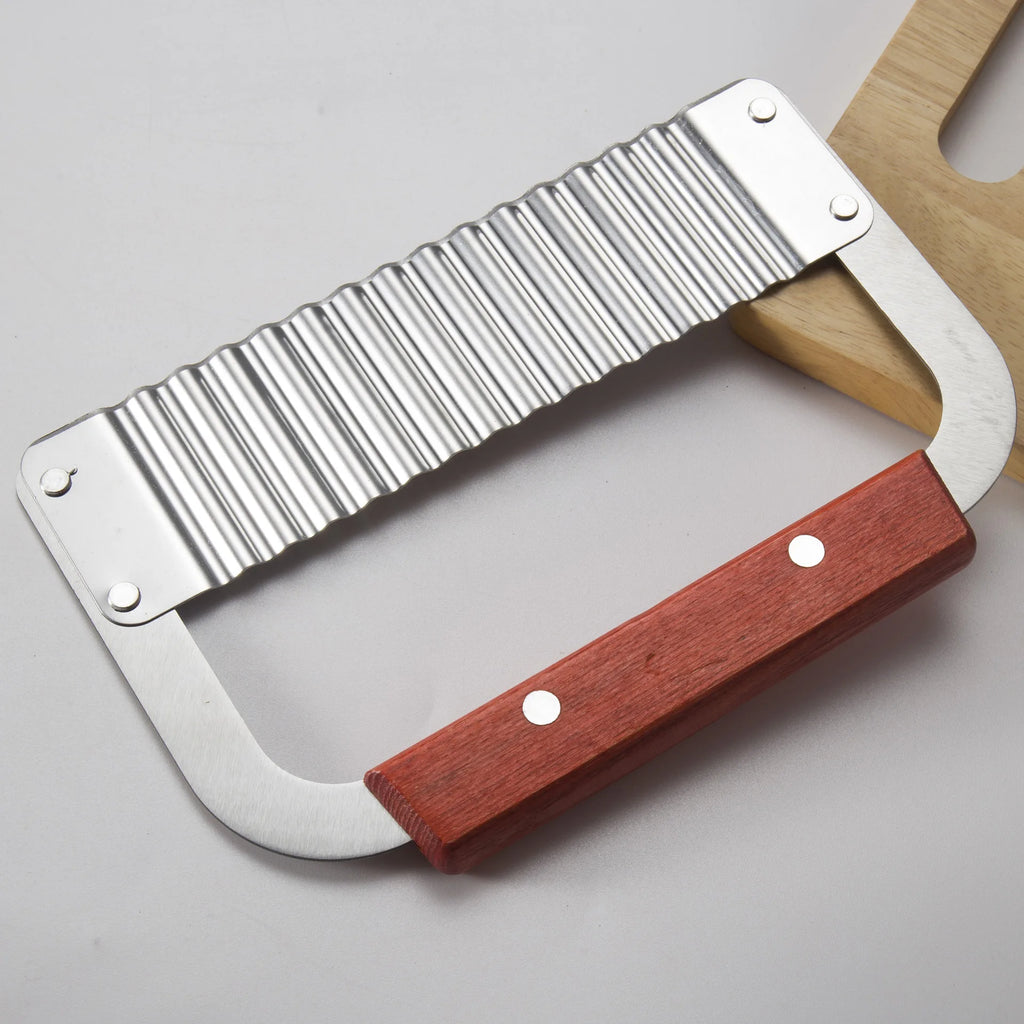 Crinkle Wave Knife – Stainless Steel & Wooden Handle Crinkle Wave Knife Zpaxo