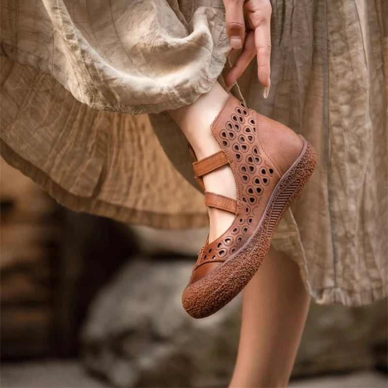 2025 Summer Retro Handmade Lightweight Women Shoes Soft Bottom Mom